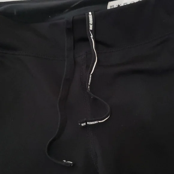 Damaged in flood Nike dry-fit‎ jeggings